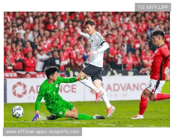 国足锋线组合状态回暖，国足锋线组合状态回暖球员